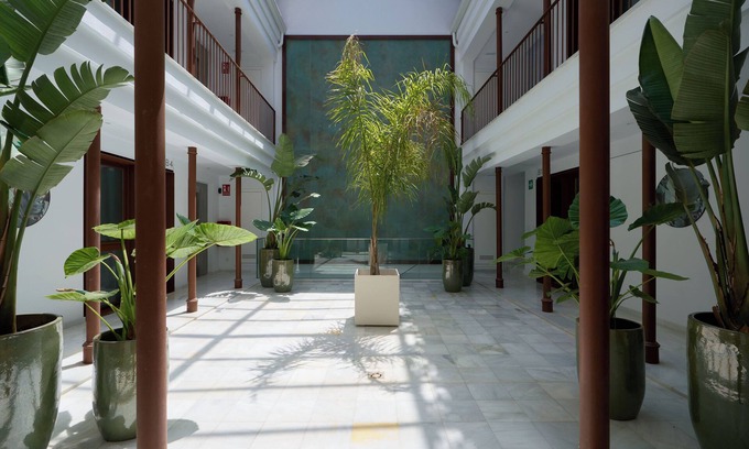 San Lorenzo Apartment | Casa Pizarro, by Homing U