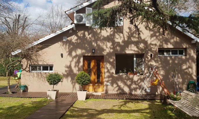 La Lonja House | Casa Quinta Robles Del Monarca