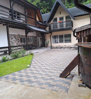 Rucar Villa | Casa Raul