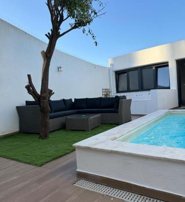 Setubal House | Casa Rosa