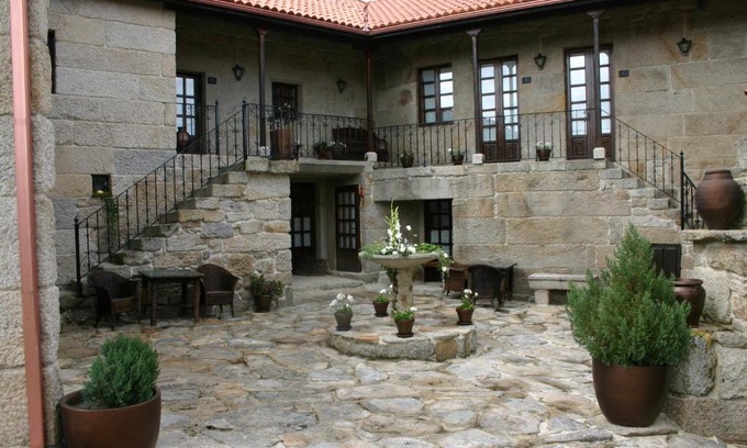 Baltar House | Casa Rousia