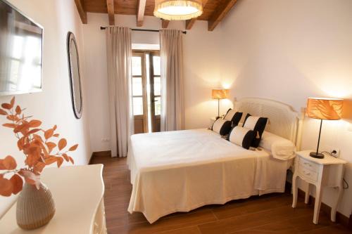 Zahara de la Sierra House | Casa Rural Candelas