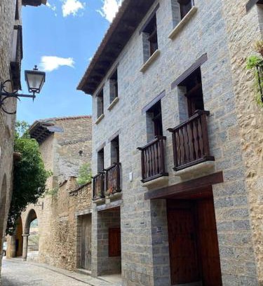 Mirambel House | Casa Rural La Peña