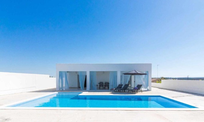 Marchena Villa | Casa Rural Villa M&J