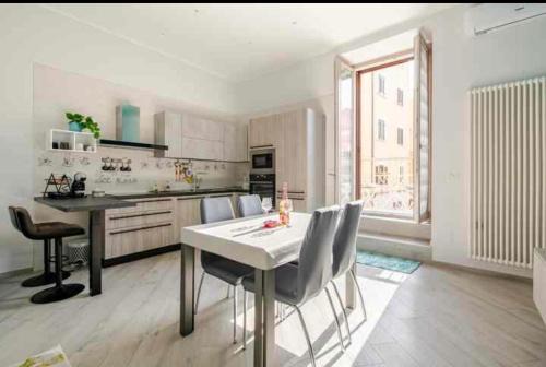 Barletta Apartment | Casa San Giacomo "VACANZE IN PUGLIA" Appartamento in Centro Storico a pochi passi dal TEATRO CURCI e CASTELLO SVEVO