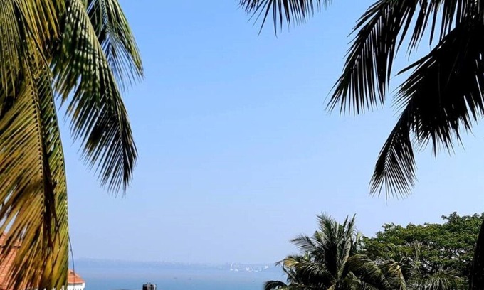Dona Paula Apartment | Casa Sea-Esta, Beach view studio apt - Dona Paula