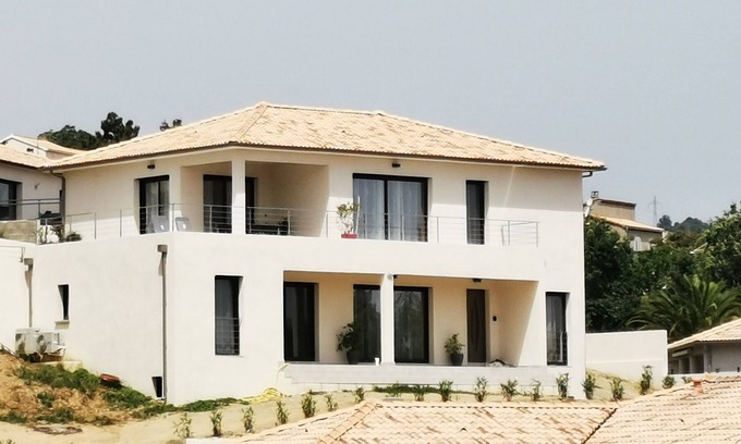 Taglio-Isolaccio Apartment | Casa Serena Appartement Dans Villa
