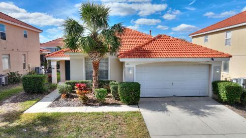 Solana House | Casa Sevilla - 4 BD - Sleeps 8 - Pool Spa - Disney