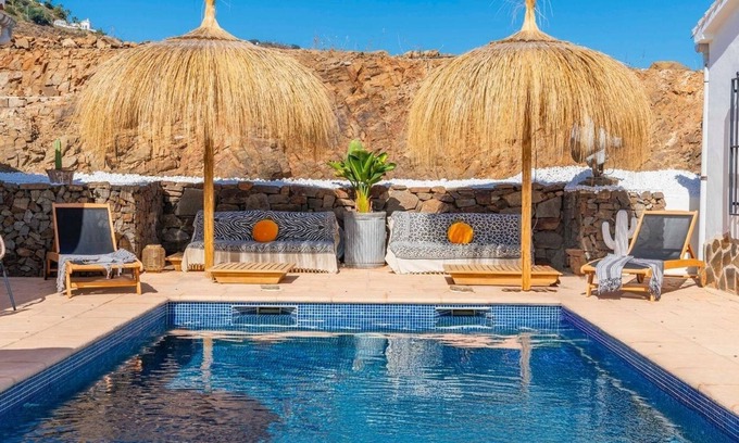 Sayalonga Villa | Casa Siempre Sayalonga by Ruralidays