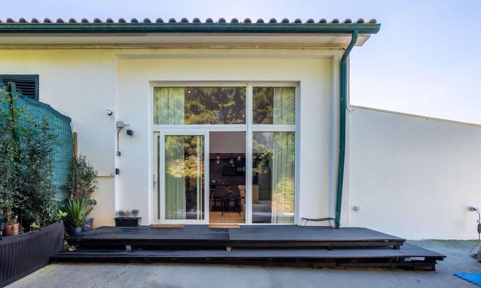 Famalicao House | Casa Sol - Private Large Pool & Nature Retreat