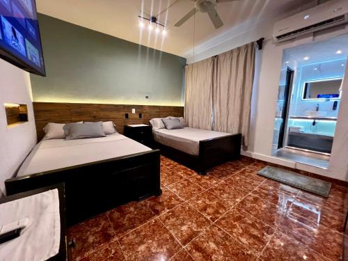 Minatitlán House | Casa Solar Boutique Eco-Hotel Exclusiva y elegante