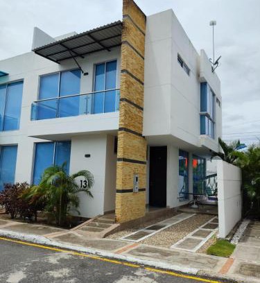 Girardot House | Casa vacacional excelente precio
