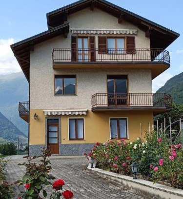 Villa di Tirano House | Casa vacanze Orobie