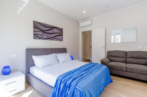 Old Town Apartment | Casa Valentina - WiFi Train Station Parking