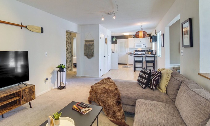 Torreon Cottage | 'Casa Verde' - Renovated Cottage in Show Low!