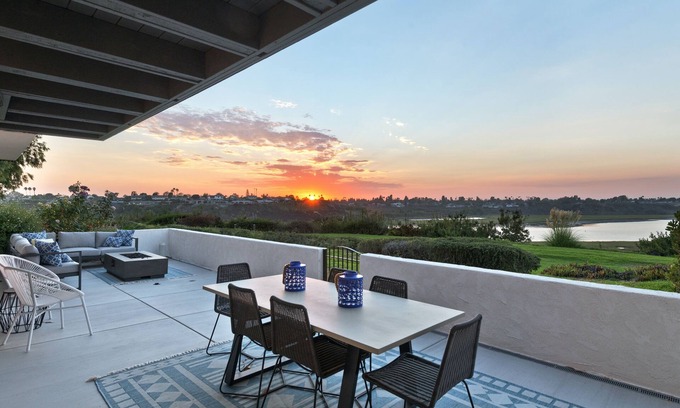 East Bluff House | Casa Vista - Amazing views, hot tub and patio.