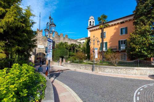 Lazise Old Town Bed & Breakfast | CasaBiondani Lazise