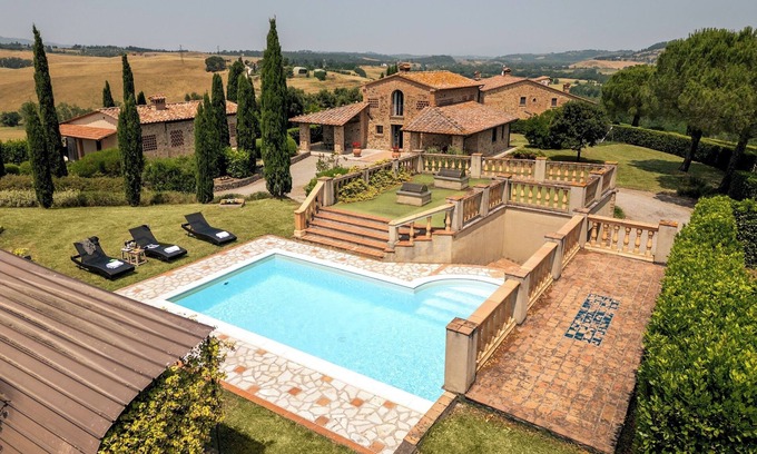 Lajatico Villa | Casale Fienile 8, Emma Villas