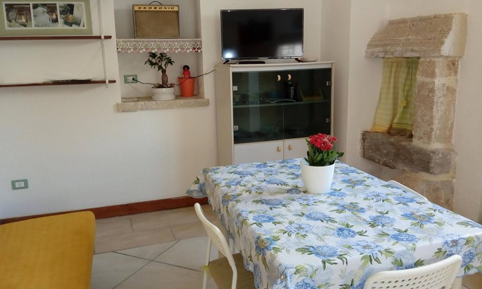 Veglie Apartment | Casavacanze Salento Tito apartment with A/C and Wi-Fi