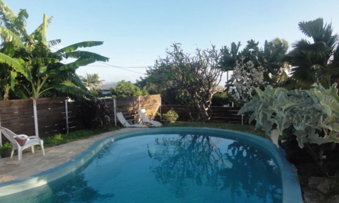 Piton Saint-Leu Apartment | CASEMAMIRI Appart tout confort 4 pers +1 bb, terrasse vue mer, piscine