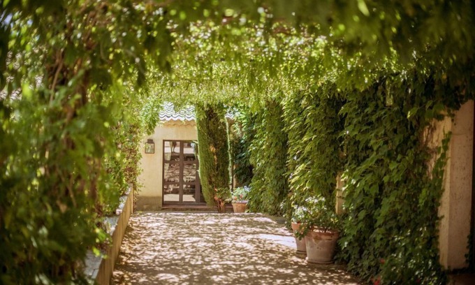 Valverde del Majano Hotel | Caserío de Lobones