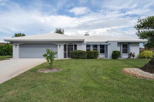 Laurel House | Casey Key Gulf Coast Gem