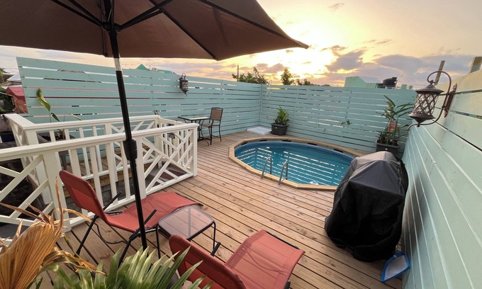 Roseau Apartment | Casita Heliconia- Jr. Suite#3