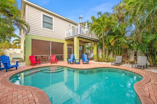 Holmes Beach House | Castaway Cottage