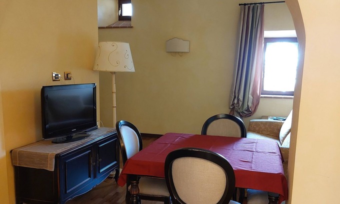 Izzalini Apartment | Castello Izzalini Todi Resort "Apt 2"