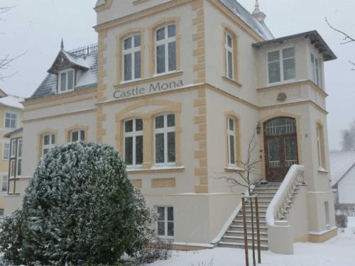 Seeheilbad Graal-Muritz Villa | Castle Mona Diestel GM 69176