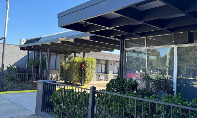Bairnsdale Hotel | Castle Motel Bairnsdale
