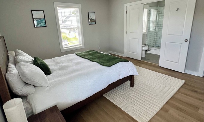 Wilmington House | Casual & Convenient Home In Upper Downtown Wilmington