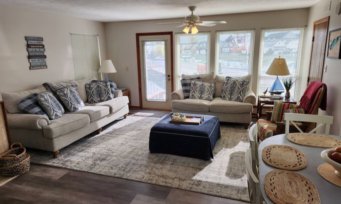 Gypsum House | Catawba Island large 2 bedroom with dock