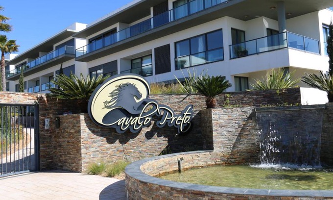 Quarteira Apartment | Cavalo Preto Luxury Beach Resort