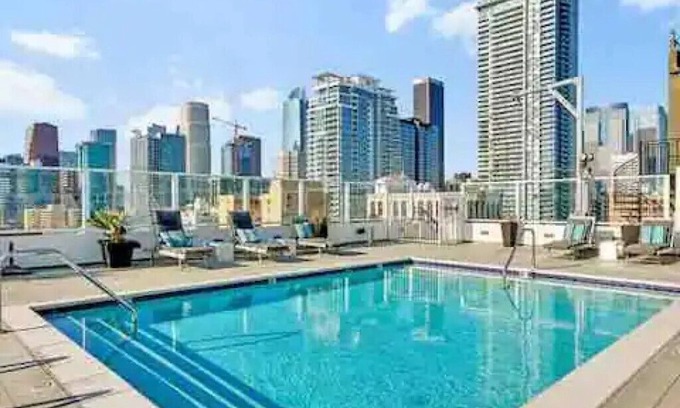 Downtown Los Angeles Apartment | Cave of Altamira in heart of DTLA with free parking- unit 509