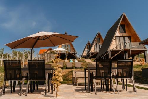 Sinmartin Ski Chalet | CAVO VILLAGE- Cabins Rental Băile 1 Mai