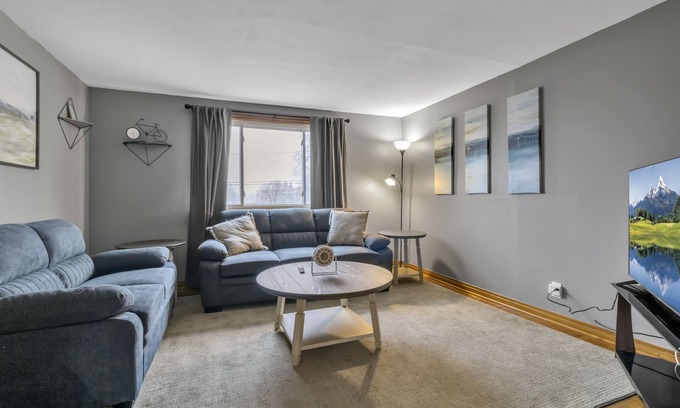 Cheektowaga Apartment | Cayuga Creek Space