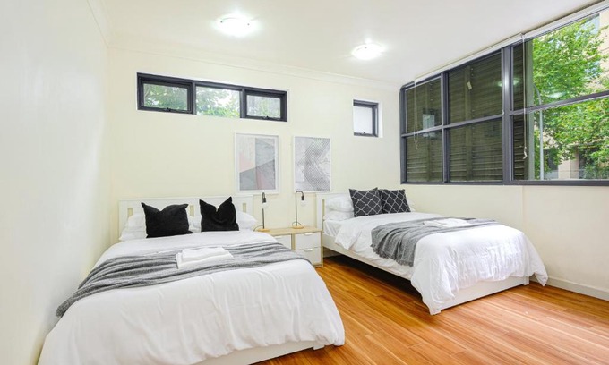 Ultimo Apartment | CBD 3br apt for 8 guests near Train & Shopping