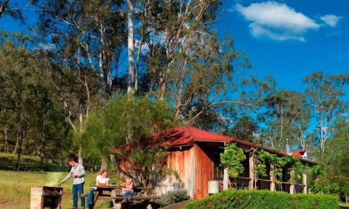 Sweetmans Creek Cottage | Cedar Creek Cottages