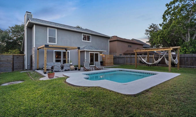 South Side House | Cedar House