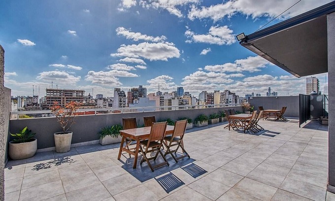 Constitucion Apartment | Cedrón Amazing Pool View Apartment