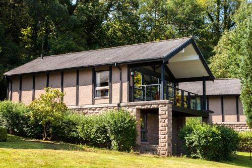 Alexandria Apartment | CELEBRATE AT THE WORLD FAMOUS LOCH LOMOND RESORT CAMERON HOUSE - Sleeps 6