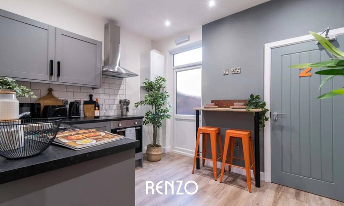 Derby Apartment | Central 1 Bed Apartment in Derby by Renzo, Free Parking and Wi-Fi!