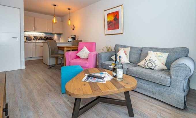 Westerland Apartment | Central apartment for 2 persons with balcony - only 250 meters to the beach!
