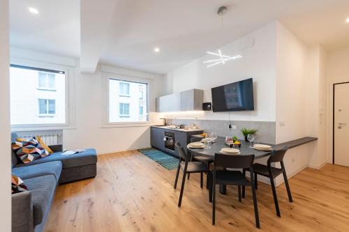 San Vincenzo Apartment | Central Apartment Piazza Dante Genova - Happy Rentals