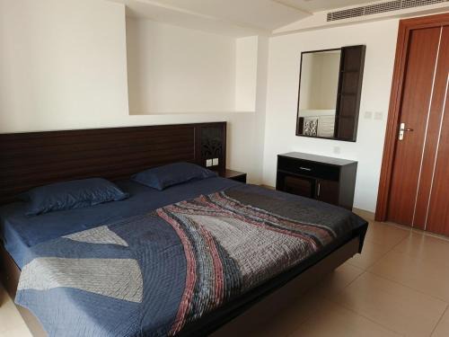 Azaiba Apartment | Central Azaiba 2BR with Grand View