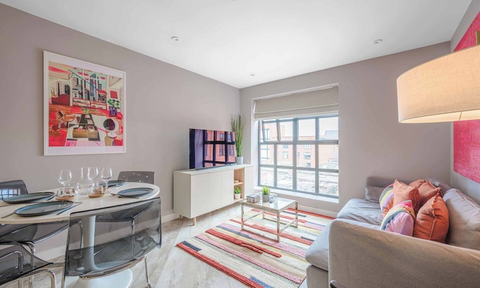 Bordesley Apartment | Central Birmingham Stunning 2 Bedroom Apartment