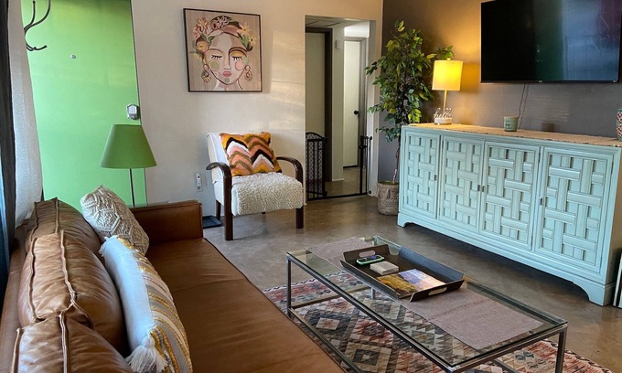 Blenman-Elm House | Central City Charmer-close to UofA & Downtown: Dog-friendly 🐶