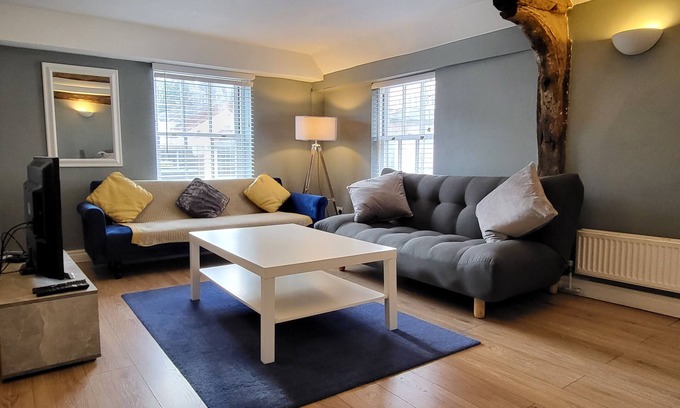 Colchester Apartment | Central Colchester - Just 3 Minutes Walk to Colchester Castle and High Street!