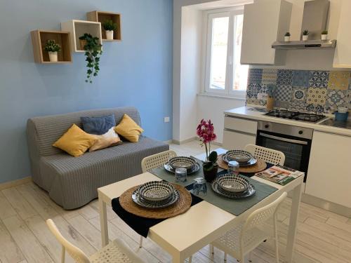 Castellammare di Stabia Apartment | Central House